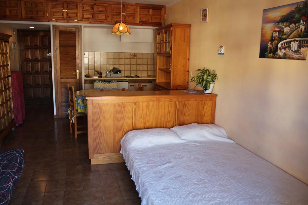 Hotel Portofino Empuriabrava Ruang foto