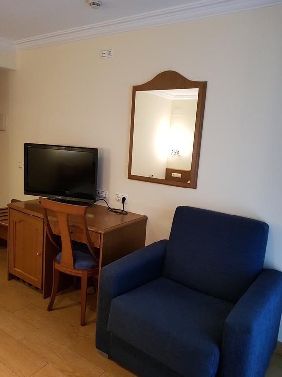 Hotel Portofino Empuriabrava Bagian luar foto